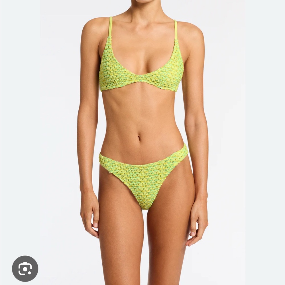 Triangle Refe crochet bikini set and matching skirt